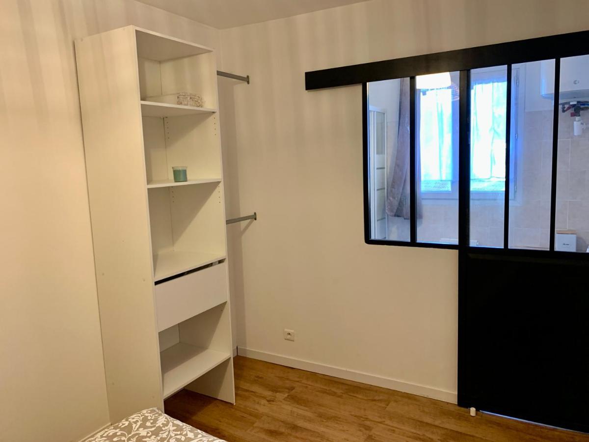 Superbe Appartement Avec Parking Gratuit Sur Place Сен Дени Екстериор снимка
