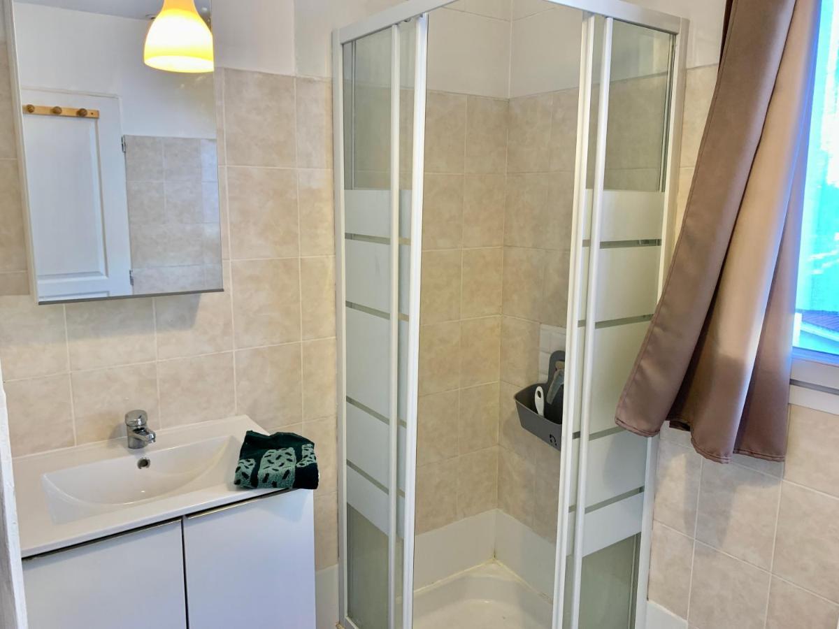 Superbe Appartement Avec Parking Gratuit Sur Place Сен Дени Екстериор снимка
