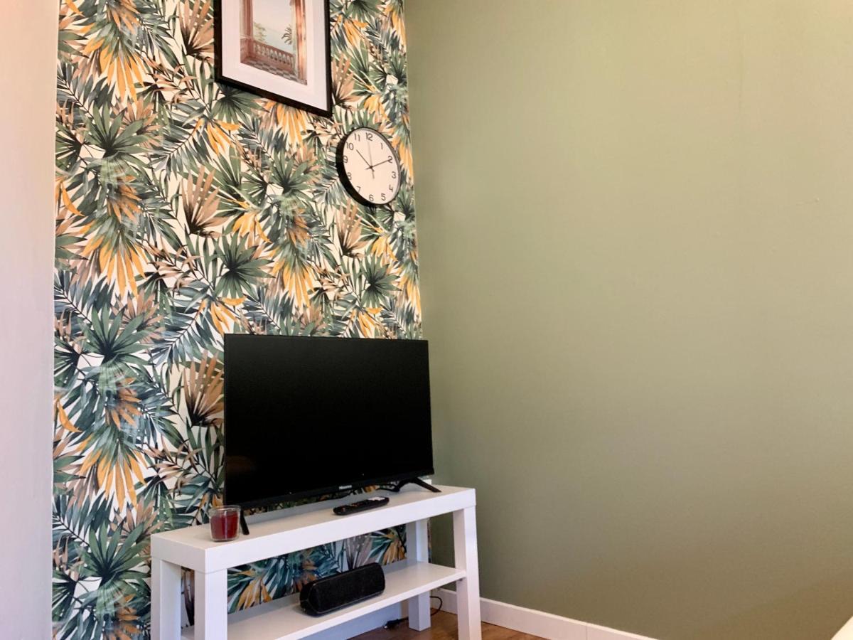 Superbe Appartement Avec Parking Gratuit Sur Place Сен Дени Екстериор снимка